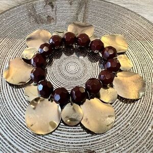 BROWN & GOLD Tone Beaded Stretch Bracelet Medallions Costume